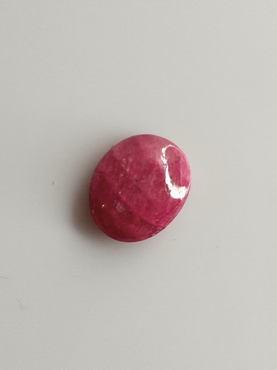 Luonnon safiiri 2,29ct väri käsitelty