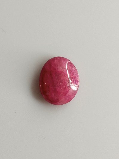 Luonnon safiiri 2,29ct väri käsitelty