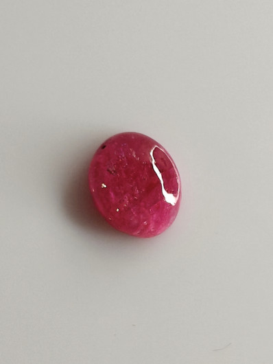 Luonnon safiiri 1,52ct väri käsitelty