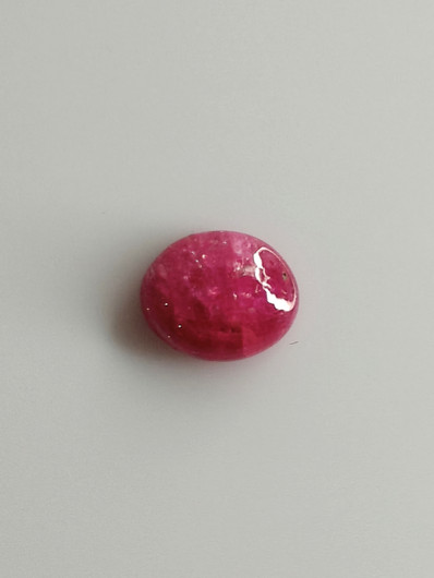 Luonnon safiiri 1,52ct väri käsitelty