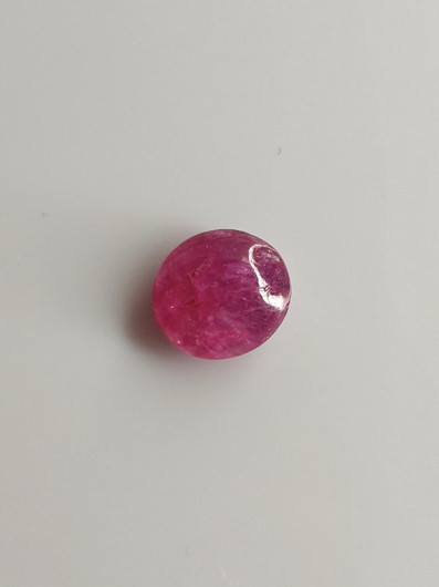 Luonnon safiiri 2,57ct väri käsitelty