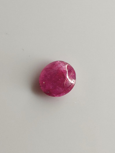 Luonnon safiiri 2,57ct väri käsitelty