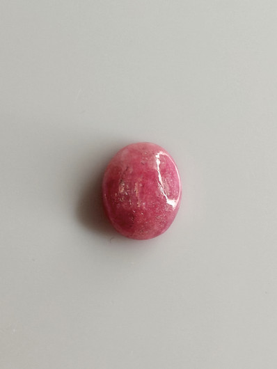 Luonnon safiiri 3,59ct väri käsitelty