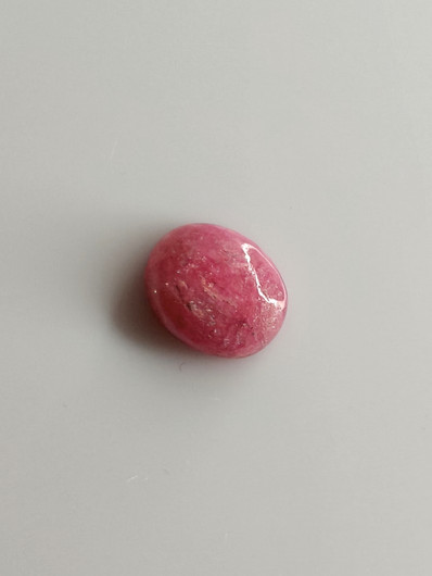 Luonnon safiiri 3,59ct väri käsitelty