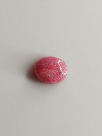 Luonnon safiiri 3,59ct väri käsitelty