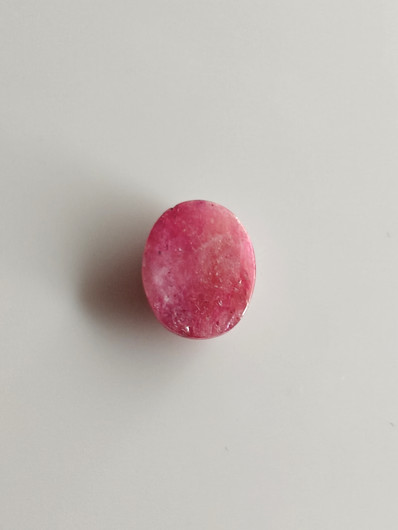 Luonnon safiiri 3,59ct väri käsitelty