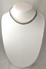 Vintage beautiful natural pearl necklace