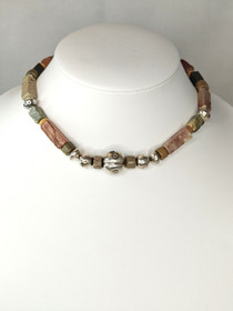 Vintage necklace with stones