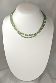 Vintage necklace with pearls and aventurine