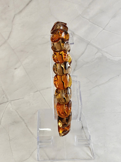 Vintage bracelet with stones
