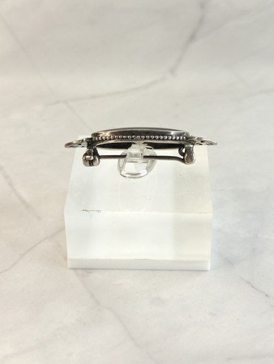 Vintage silver brooch with onyx