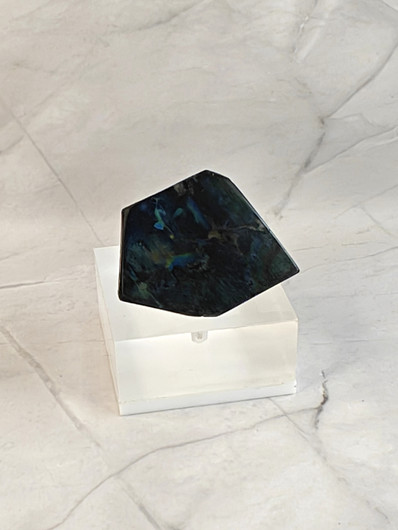 Vintage brooch with spectrolite