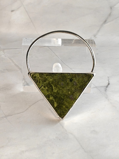 Vintage silver brooch with stone