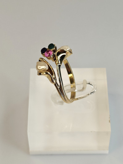 Vintage adjustable silver ring with stones