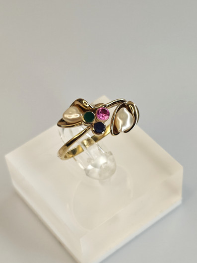 Vintage adjustable silver ring with stones