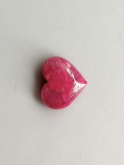 Luonnon safiiri 4,46ct väri käsitelty