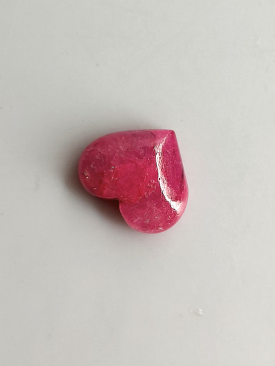 Luonnon safiiri 4,46ct väri käsitelty