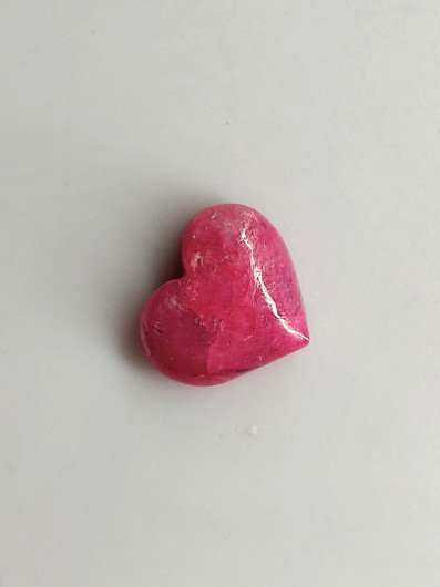 Luonnon safiiri 4,46ct väri käsitelty