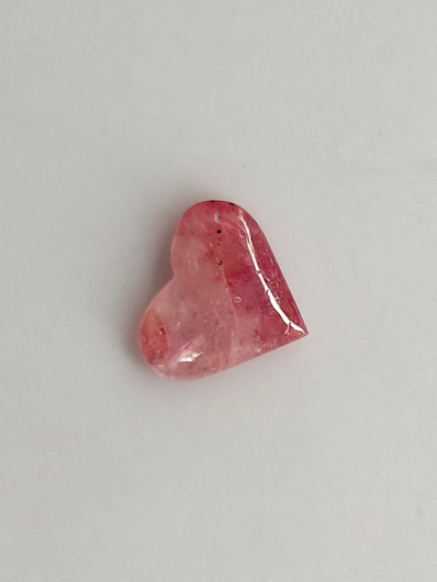 Luonnon safiiri 0,86ct väri käsitelty