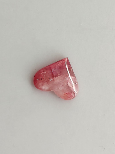 Luonnon safiiri 0,86ct väri käsitelty