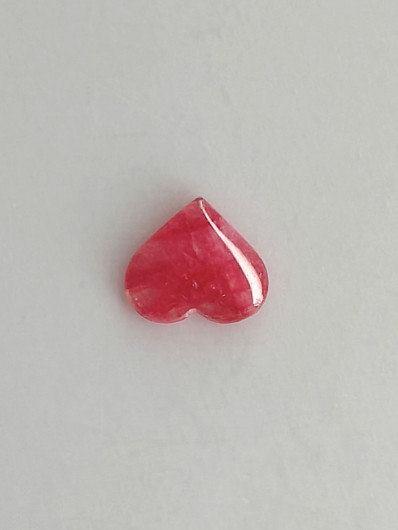 Luonnon safiiri 0,36ct väri käsitelty