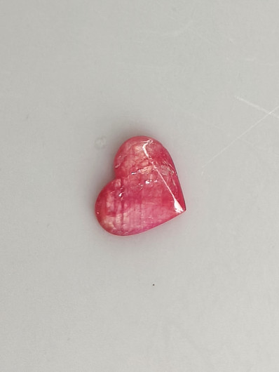 Luonnon safiiri 0,51ct väri käsitelty