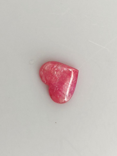 Luonnon safiiri 0,51ct väri käsitelty
