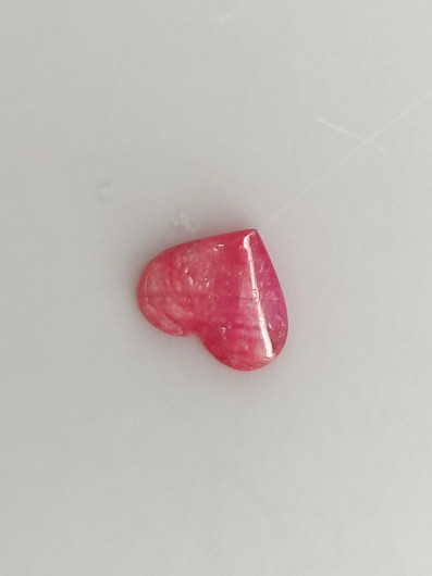 Luonnon safiiri 0,51ct väri käsitelty