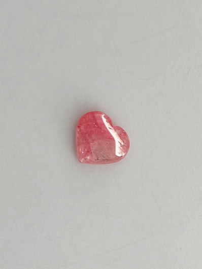 Luonnon safiiri 0,30ct väri käsitelty