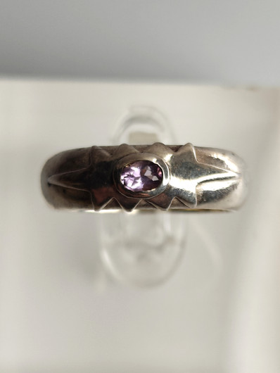 Vintage kotimainen hopeasormus ametisti jalokivellä (koko:16mm 50 EU)