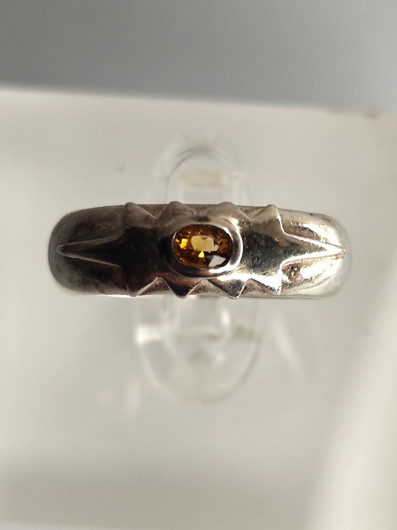 Vintage kotimainen hopeasormus citriini jalokivellä (koko:17mm 53 EU)