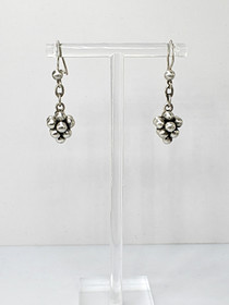 Vintage hopeiset korvakorut