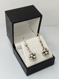 Vintage hopeiset korvakorut