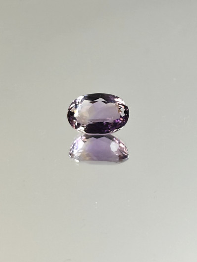 Ametriini monisävyinen 5.8 ct, ovaali