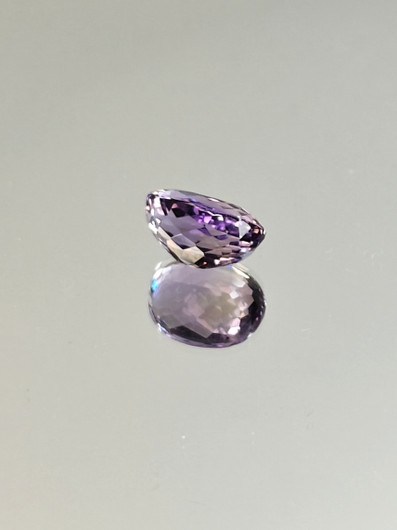 Ametriini monisävyinen 5.8 ct, ovaali