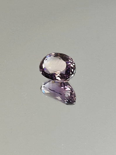 Ametriini monisävyinen 5.8 ct, ovaali