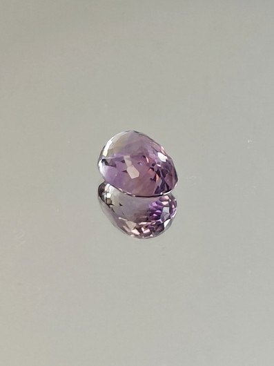 Ametriini monisävyinen 5.8 ct, ovaali