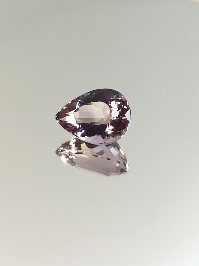 Ametriini monisävyinen 13.6 ct, pisara