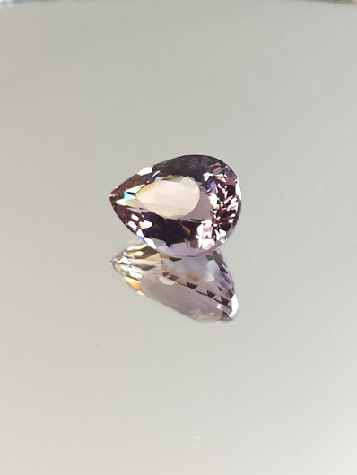 Ametriini monisävyinen 13.6 ct, pisara
