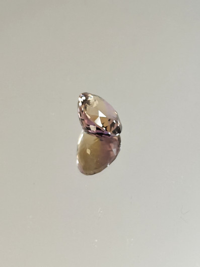 Ametriini monisävyinen 5.3 ct, ovaali