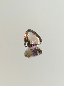Ametrine multicolour 5.2 ct, triangle