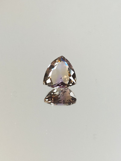 Ametriini monisävyinen 5.2 ct, kolmio