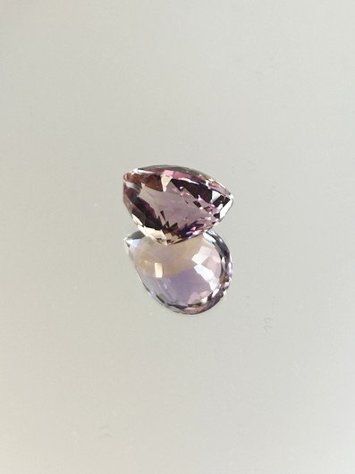 Ametriini monisävyinen 11.7 ct, pisara