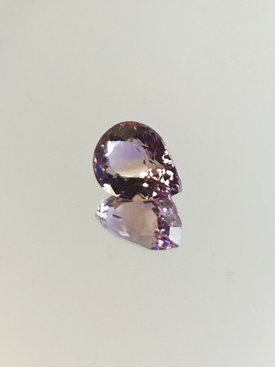 Ametriini monisävyinen 11.7 ct, pisara