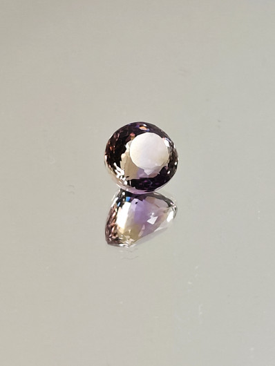 Ametriini monisävyinen 4.4 ct, ovaali