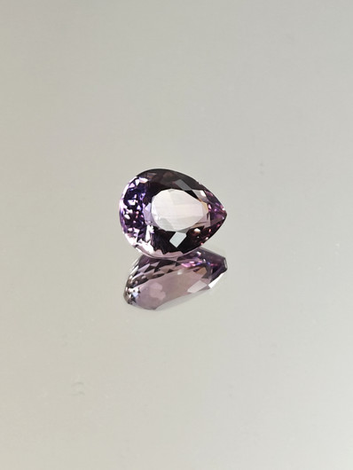 Ametriini monisävyinen 5.1 ct, pisara