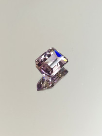 Ametrine multicolour 6.7 ct, emerald
