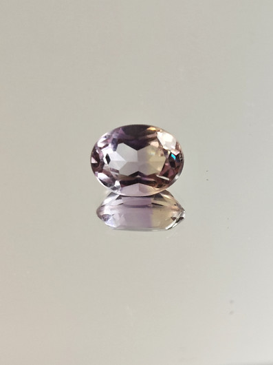 Ametriini monisävyinen 1.6 ct, ovaali