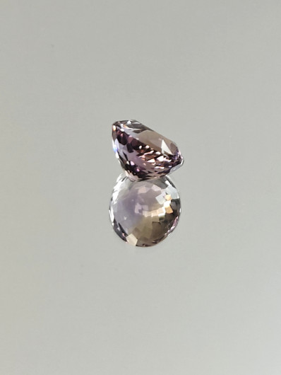 Ametriini monisävyinen 4.7 ct, ovaali