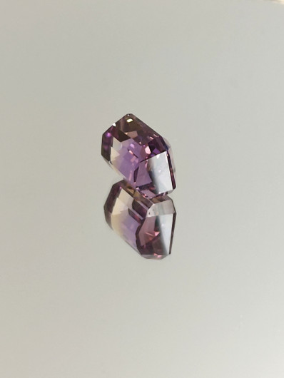 Ametriini monisävyinen 8.3 ct, smaragdi hionta